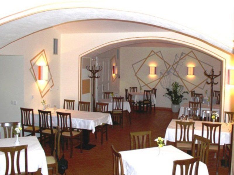 Louis Leger Hotel Prague Luaran gambar